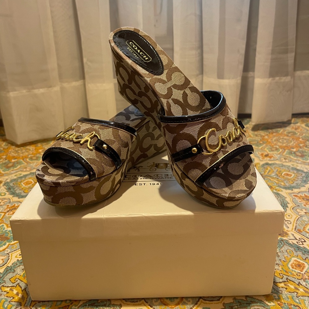 Coach sandals